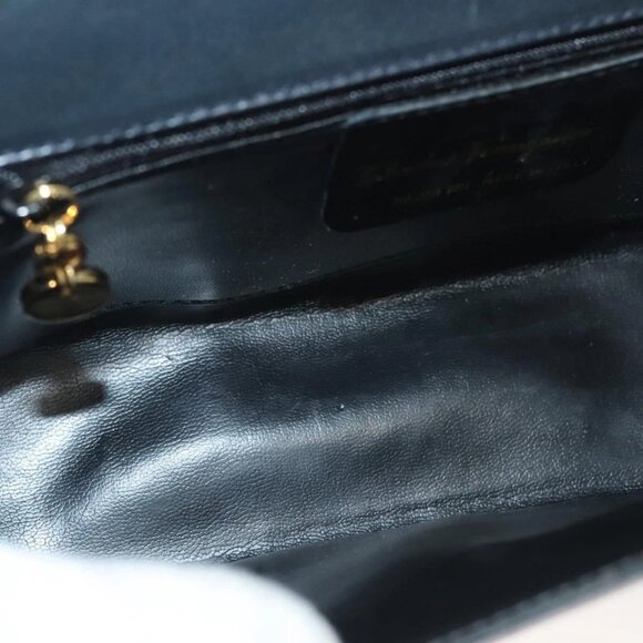 Salvatore Ferragamo Gancini Shoulder Bag Leather Navy Gold Auth 131463 - Picture 10 of 16
